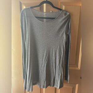Vineyard Vines Gray Swing Top